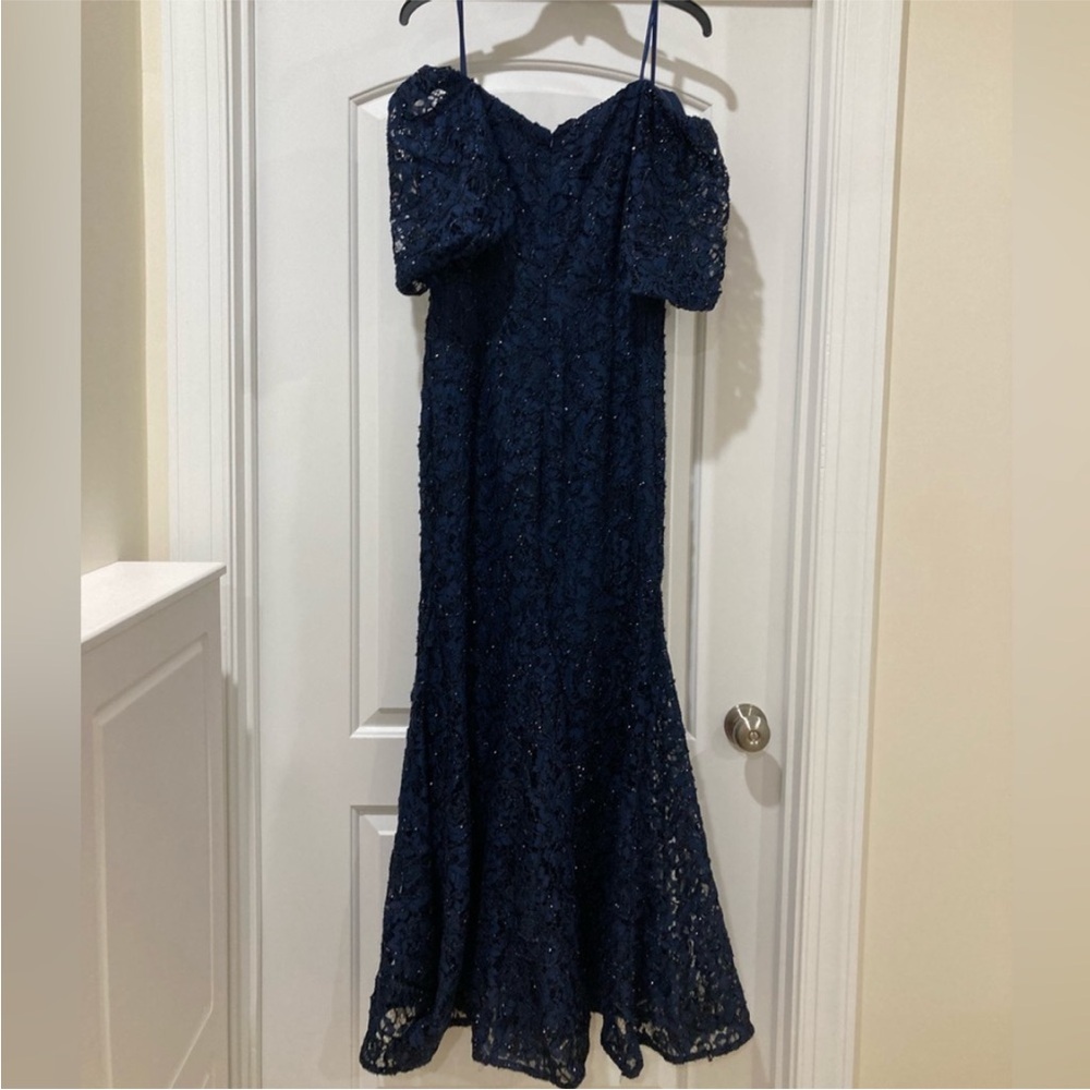 Xscape Elegant Navy Off-Shoulder Lace size 6 NWOT Navy - Picture 3 of 7